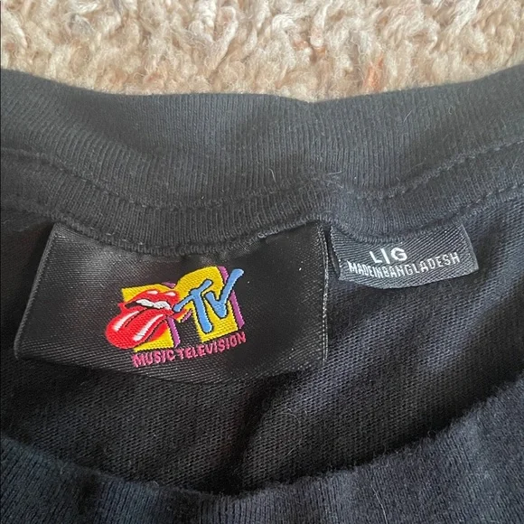 MTV Black Graphic Tee - Picture 2 of 3